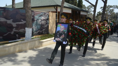 Eks-nazir II Şəhidlər xiyabanında dəfn olundu - FOTO