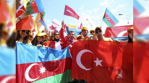 "Birliyimiz və həmrəyliyimiz əbədi olsun" - Bayraktar