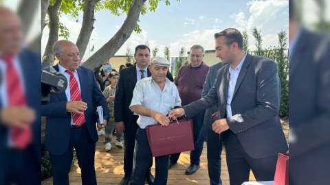 Doğma yurdlarına qayıdan xocalılara evlərinin açarları verildi - FOTO