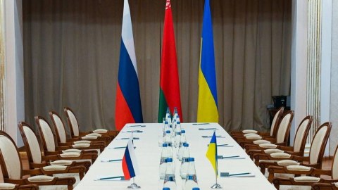 Belarus Rusiya və Ukraynanı müharibəni dayandırmağa ÇAĞIRDI