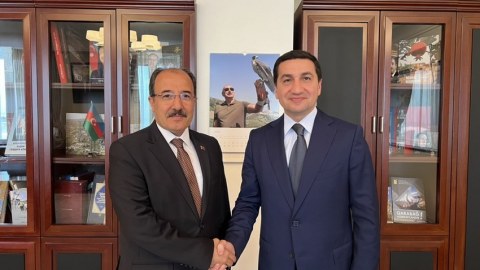 Hikmət Hacıyev Türkiyənin Azərbaycandakı səfiri ilə görüşüb