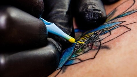 Tatuaj etdirən insanlarda xərçəng riski yüksəkdir
