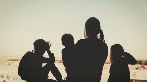 4 azyaşlı övladı ilə birgə itkin düşən qadın tapıldı