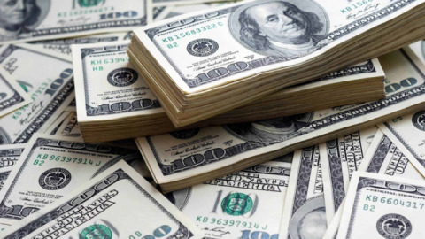 Azərbaycanda dollar satışı 2 dəfə artıb