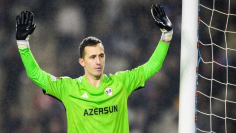Lunyov "Qarabağ"dan ayrılır