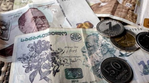 Gürcü larisi ucuzlaşacaq? - Nazirdən AÇIQLAMA