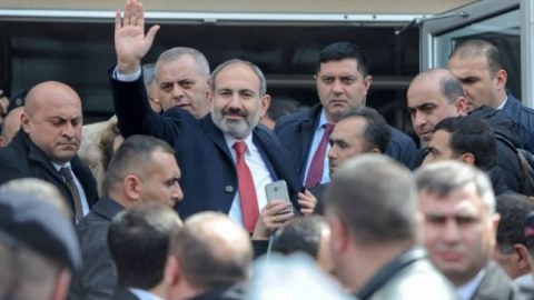 Türk jurnalistin Paşinyan haqda dedikləri İrəvanda rezonans yaratdı
