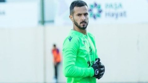 "Sumqayıt" qapıçısı ilə müqaviləni ləğv etdi