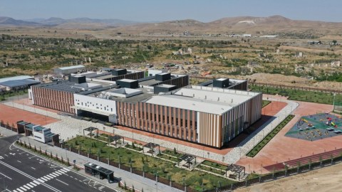 Füzuli məktəbinin şagirdləri Özbəkistan universitetlərinə imtahansız qəbul ediləcəklər