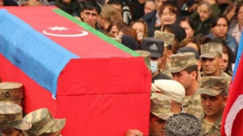 Qalıqları 31 il sonra tapılan şəhidlə vida mərasimi keçirilib