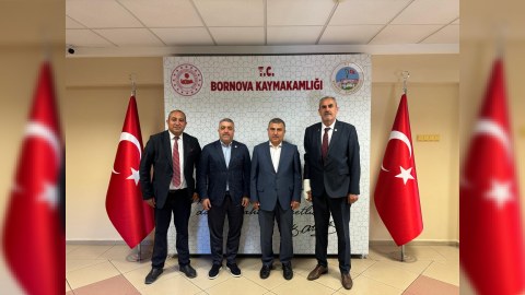İzmirdə Qərbi Azərbaycana dönüşlə bağlı forum keçirilib