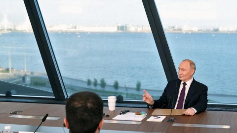 Putin nüvə müharibəsindən danışdı - 81 mərtəbəli binadan Qərbə sərt MESAJ
