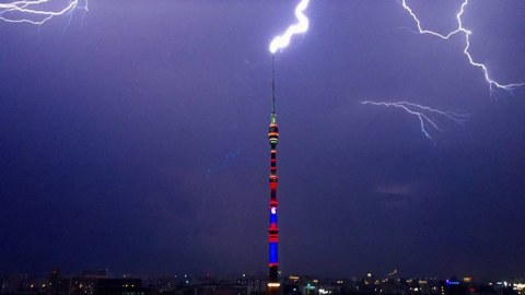 Rusiyada teleqülləni ildırım vurub