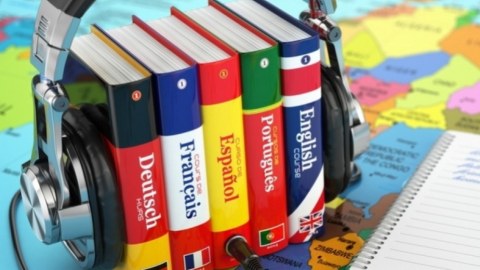 Doktorantura və dissertanturaya xarici dildən imtahan verəcək şəxslərin NƏZƏRİNƏ