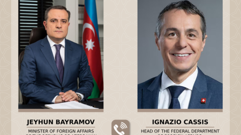 Ceyhun Bayramov həmkarı ilə danışıqlar APARDI