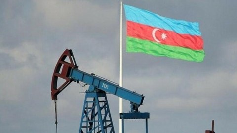 Azərbaycan neftinin qiyməti 80 dolları ÖTÜB