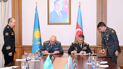 Azərbaycanla Qazaxıstan arasında hərbi saziş imzalandı - FOTO/VİDEO
