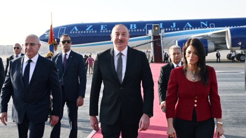 İlham Əliyev Misirə GETDİ