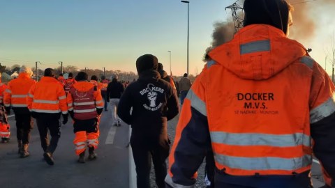 Fransada etirazlar yenidən başlayır