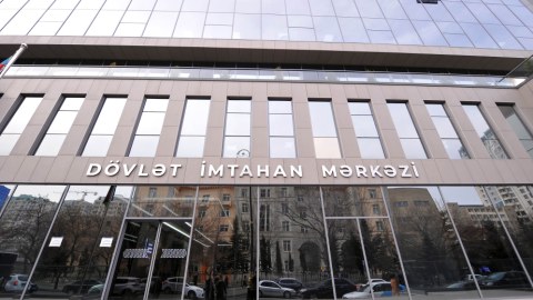 18 mindən çox abituriyent imtahan verib - YENİLƏNİB