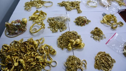 18 kiloqramdan artıq qızılın gömrükdən qanunsuz keçirilməsinin qarşısı alındı