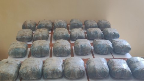 Külli miqdarda narkotikin Azərbaycana keçirilməsinin qarşısı alındı
