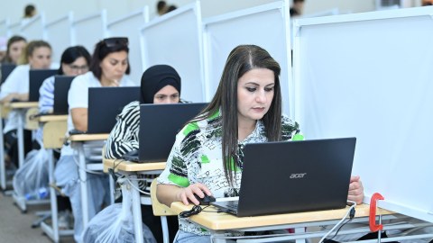Müəllimlərin yarısından çoxu təkrar sertifikasiyadan KƏSİLDİ