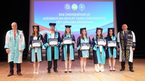 İkili diplom proqramının ilk məzunlarının buraxılış mərasimi keçirilib - FOTO
