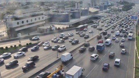 Bakının bir sıra yollarında tıxac var 