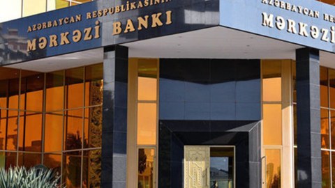 Bugünkü hərracda 75 milyon dollar satılıb