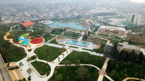 Bakı parklar şəhəri - FOTOREPORTAJ