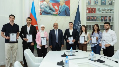 UNEC-in “Minor” proqramının ilk məzunlarına sertifikatlar təqdim olundu - FOTO