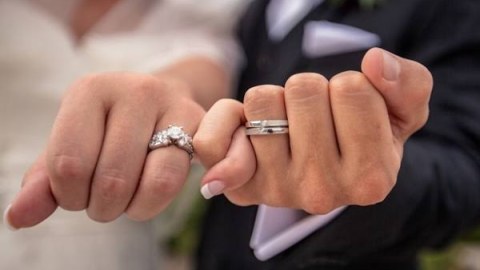 8-ci sinif şagirdinin nişanlanması ilə bağlı araşdırma aparılır