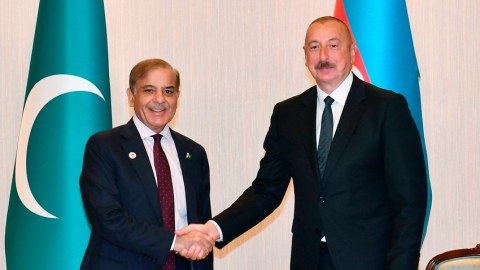 Şahbaz Şərif İlham Əliyevə zəng etdi