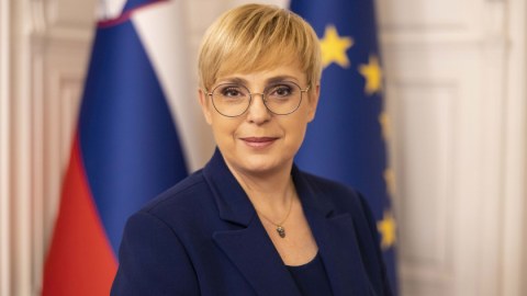 Ukrayna döyüşü dayandırsa, sonu gələcək - Prezident