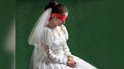 Nikah yaşı 1 il azaldılmayacaq: Erkən evliliklərin qarşısını almaq üçün bu kifayət deyil!