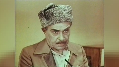 Möhsün Sənaninin doğum günüdür