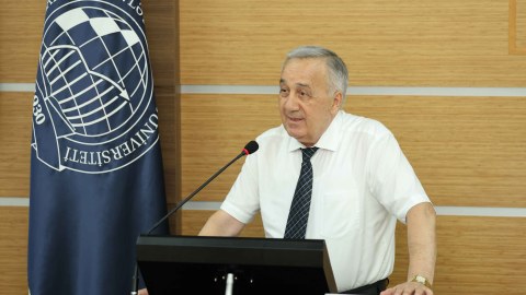 İqtisad Universitetinin ilk rektoruna həsr olunan konfrans keçirilib - FOTO