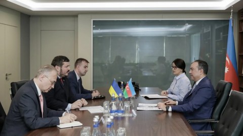 Ukraynada müharibədən əziyyət çəkən uşaqlar Azərbaycanda reabilitasiya olunur