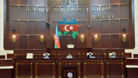 Parlamentin buraxılmasına dair müraciət Milli Məclisə daxil olub