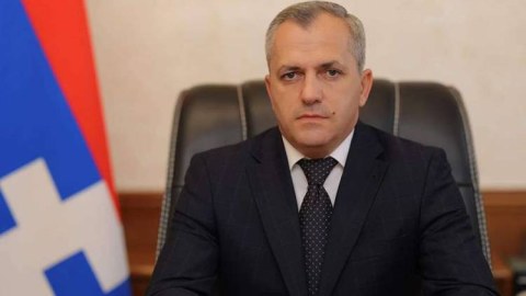 İrəvandakı “Artsax nümayəndəliyi”nə basqın oldu: Şahramanyan dindiriləcək