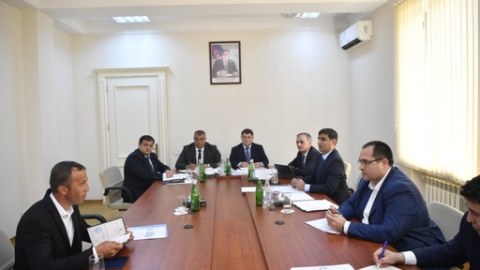 Məcnun Məmmədov Astarada vətəndaşları qəbul edib, fermerlərlə görüşüb