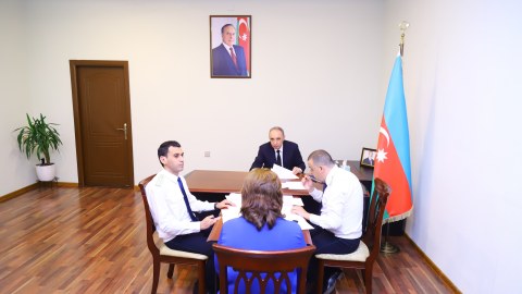 Baş prokuror Binəqədidə vətəndaşları qəbul edib - FOTO