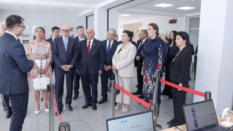 Deputatlar sertifikasiya imtahanlarını izlədilər