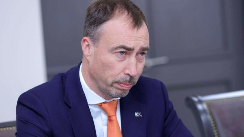 Aİ: Ermənistan-Azərbaycan sərhədində atəşkəs təklifi alqışlanmalıdır