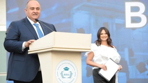 Bakı Slavyan Universitetində MƏZUN GÜNÜ