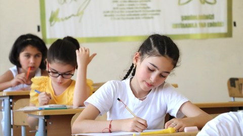 Lisey və gimnaziyaların 5-6-cı siniflərinə qəbul imtahanları keçirilib