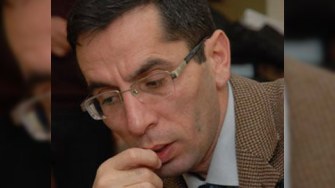 Adı yurdu ilə eyni rəngə çalan Şair…