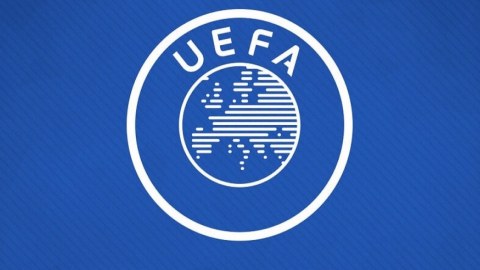 UEFA Danimarkanı CƏZALANDIRDI 