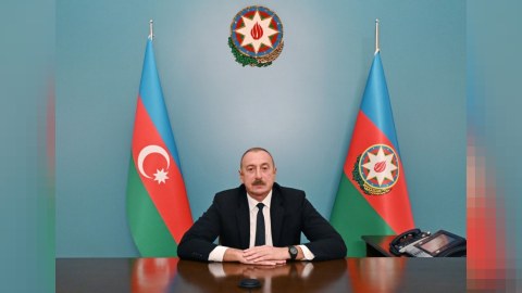 Prezident onlara 
